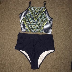 Cupshe Riddle Story Print Bikini Set